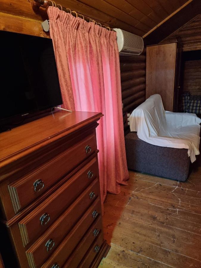 Camping Fuente De Piedra Dış mekan fotoğraf