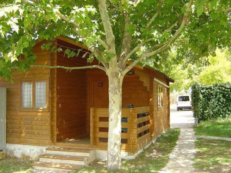 Camping Fuente De Piedra Dış mekan fotoğraf